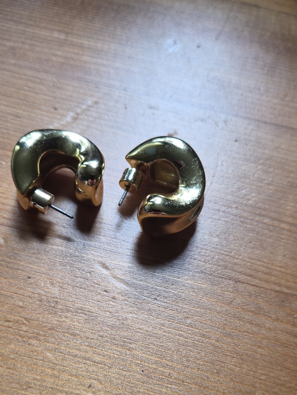 Jenny Bird Chunky Gold Hoop Stud Earrings